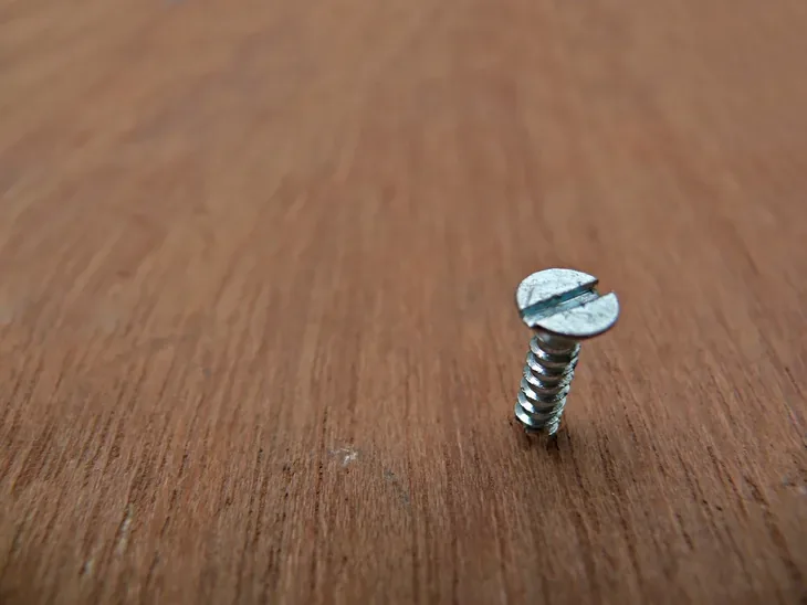 Board screw on timber